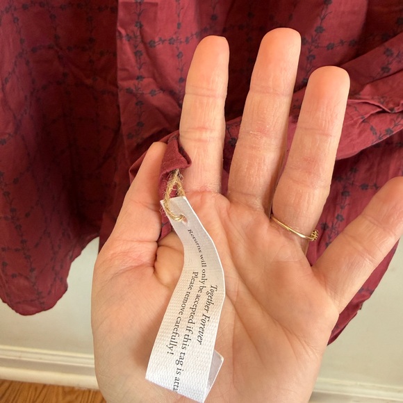 RARE NWT The Arielle Dress in Crimson Trellis - Picture 3 of 5